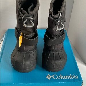 Columbia toddler Kids Black Snow powderbug plus L Boot size 4